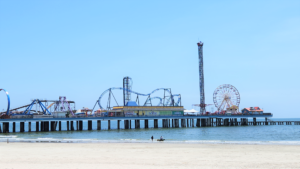 Walk up to Pleasure Pier