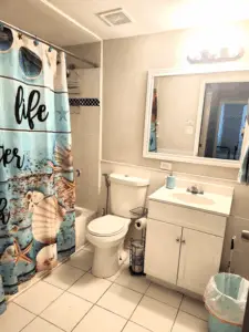 Master Bath 2 Upstairs